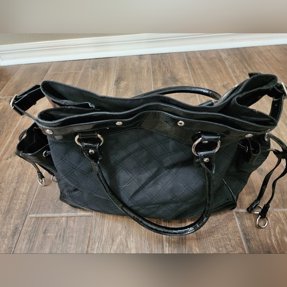 LuLu Black Quilted Patent Leather-look Purse - Picture 6 of 10